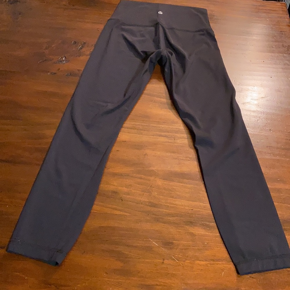 NEW LULULEMON HIGH WAISTED YOGA PANTS🍋